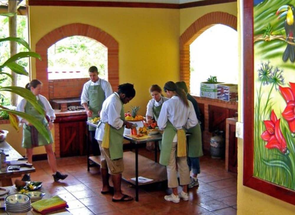 Guayabo Lodge Santa Cruz  Экстерьер фото